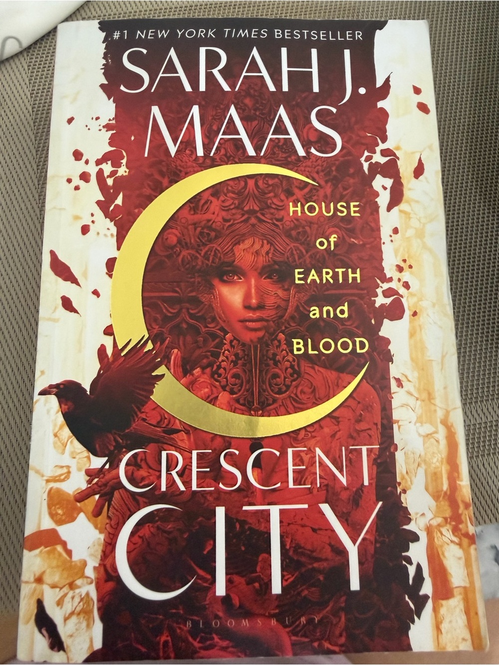 Sarah J. Maas House of Earth and Blood Crescent City Book 1